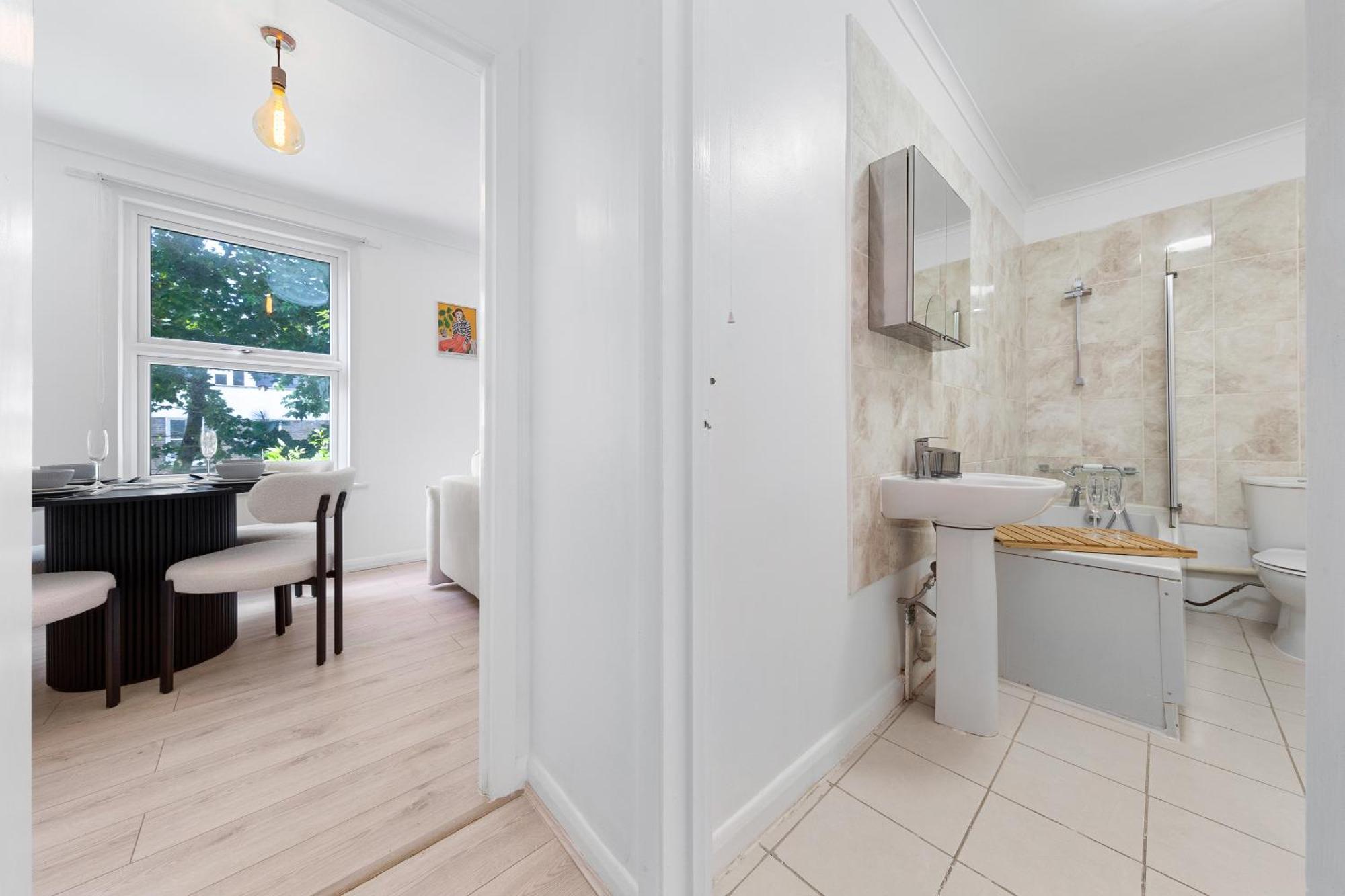Stylish Flat Near Tower Bridge & London Bridge Apartment Екстериор снимка