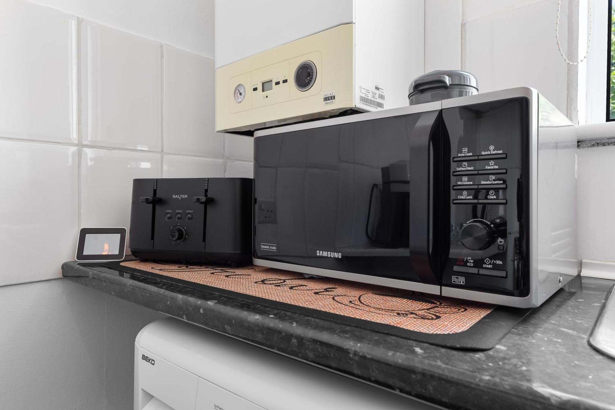 Stylish Flat Near Tower Bridge & London Bridge Apartment Екстериор снимка